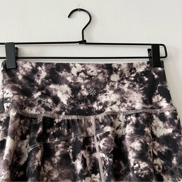 Athleta Salutation Printed High Rise Joggers - Picture 9 of 9